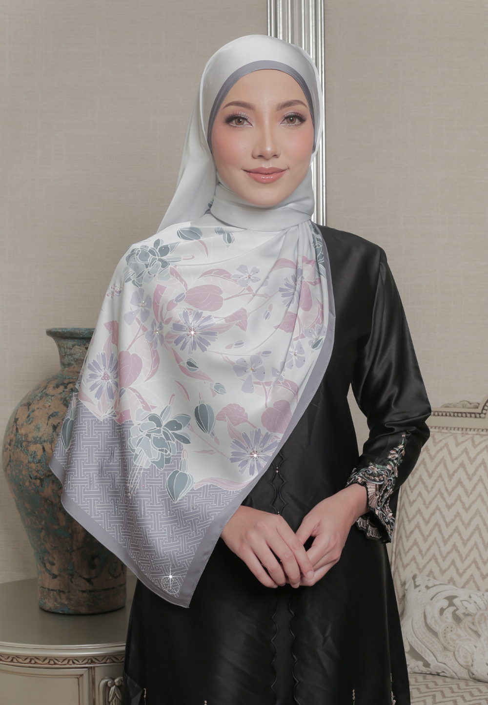 SHAWL 298 BLOSSOM PETALS PTD DIAMOND&w=300&zc=1